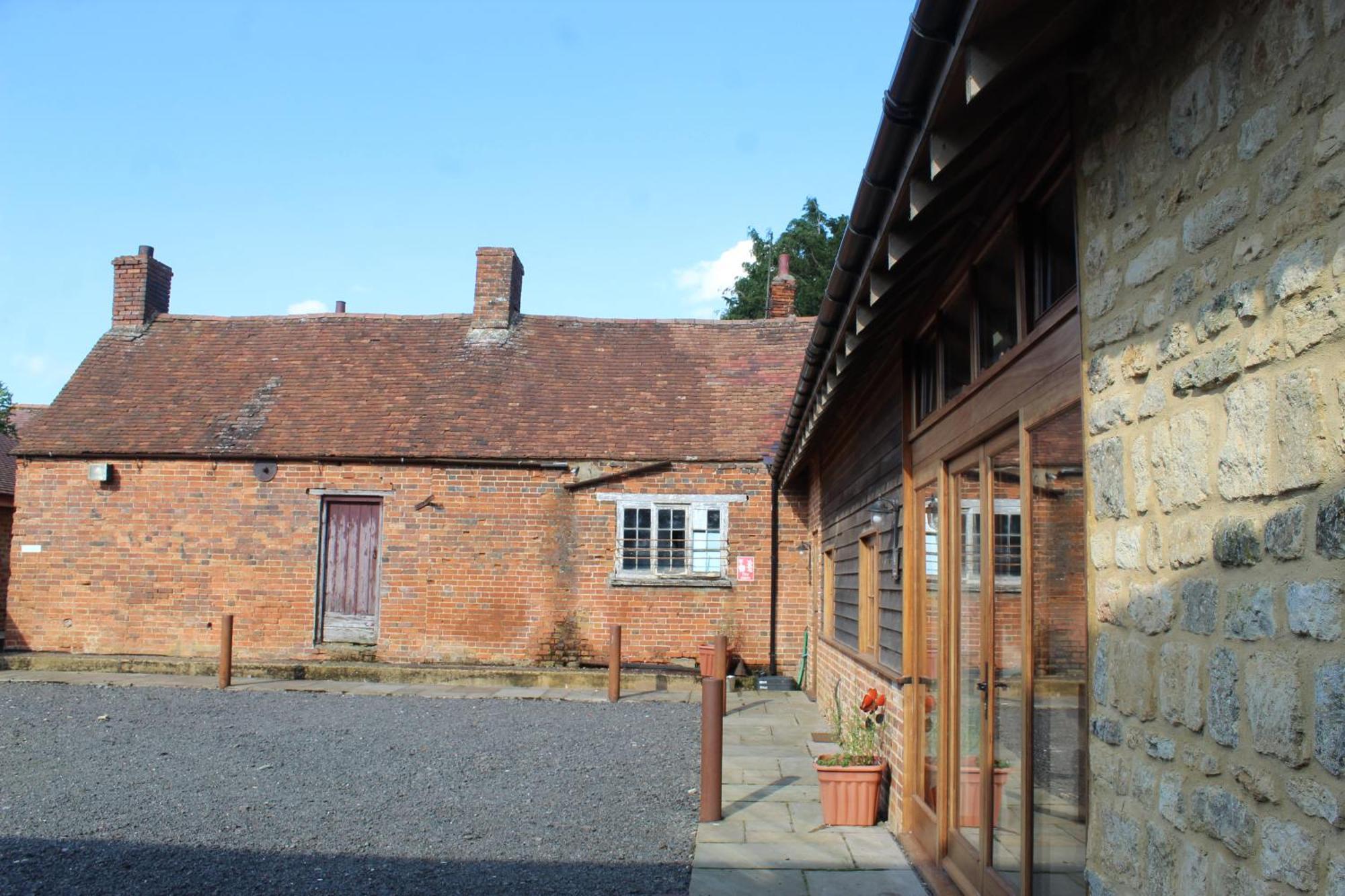 Parkfields Barns Self Catering Accommodation باكنغهام المظهر الخارجي الصورة